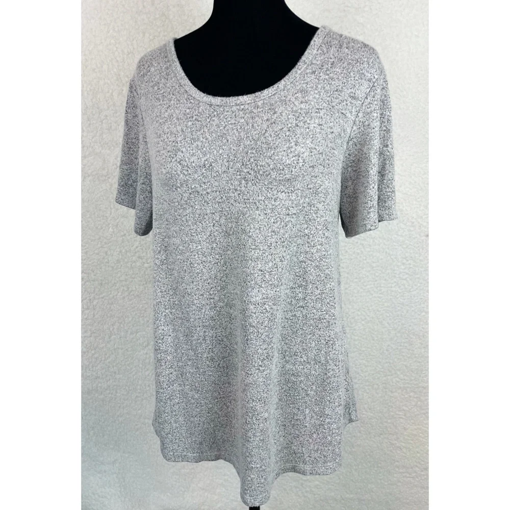 THREE DOTS • Grey Marled Casual Crewneck Short Sleeve Tee, M - Picture 2 of 12